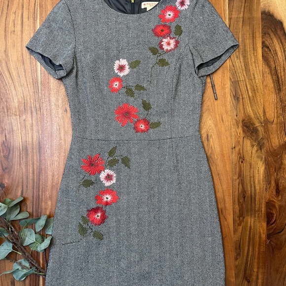 Brooks Brothers embroidered dress - Picture 4 of 13